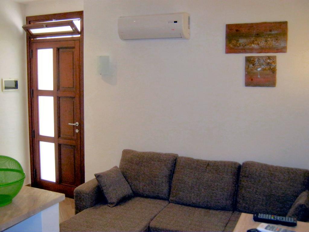 Ai Due Cortili Apartamento Trapani Quarto foto