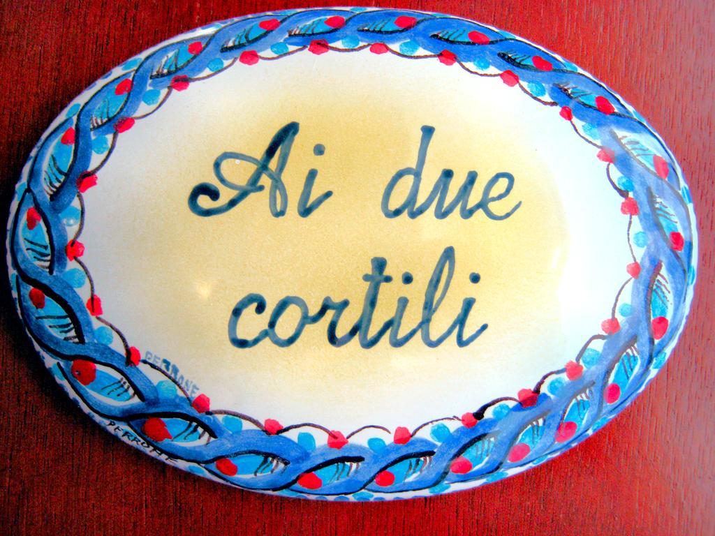 Ai Due Cortili Apartamento Trapani Quarto foto