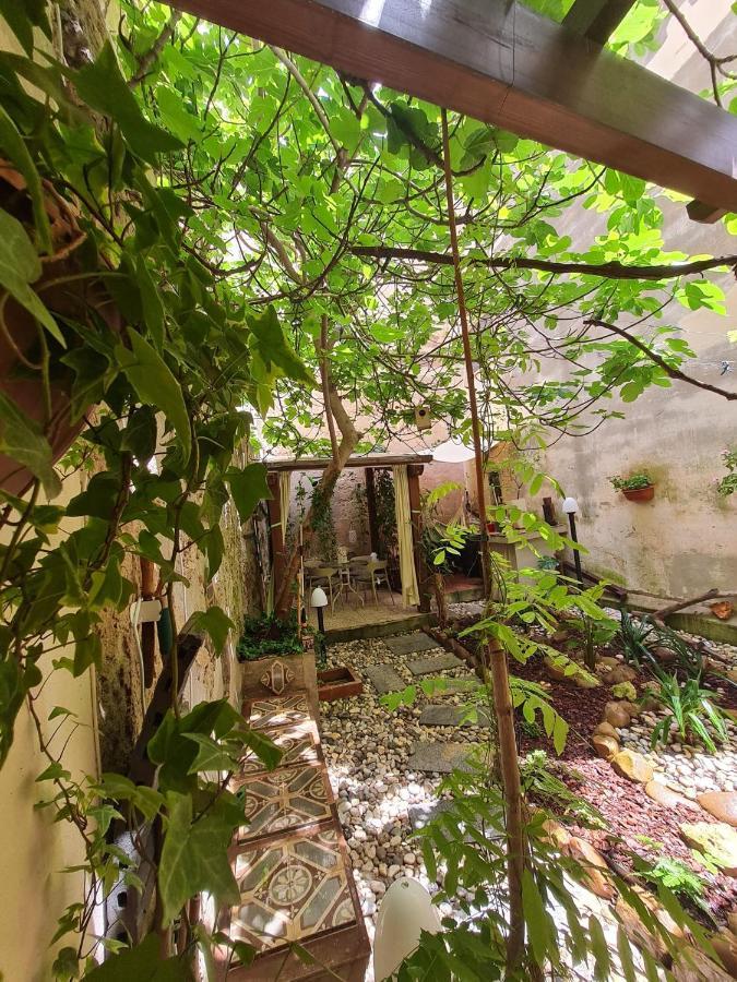 Ai Due Cortili Apartamento Trapani Exterior foto