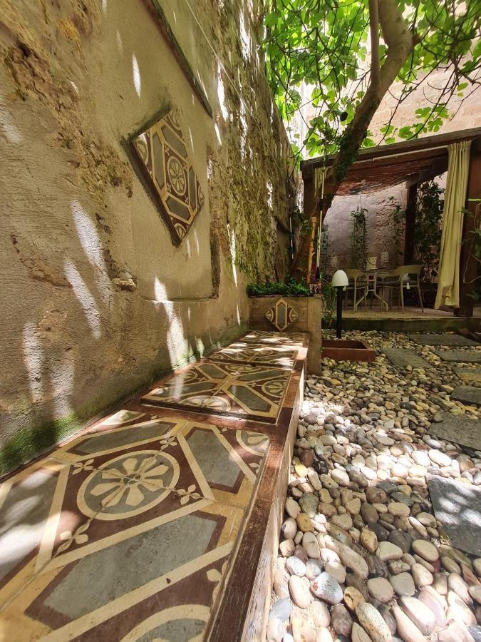 Ai Due Cortili Apartamento Trapani Exterior foto