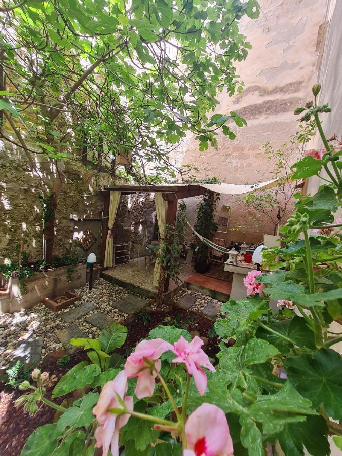 Ai Due Cortili Apartamento Trapani Exterior foto
