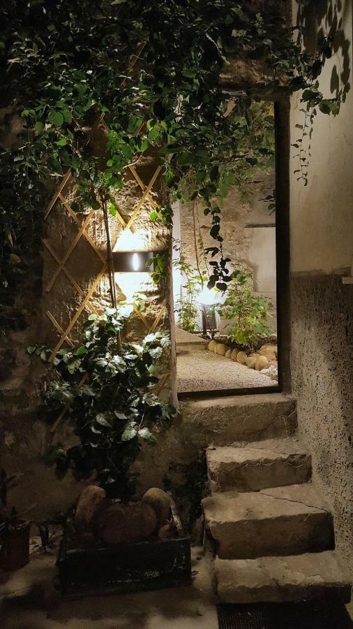 Ai Due Cortili Apartamento Trapani Exterior foto
